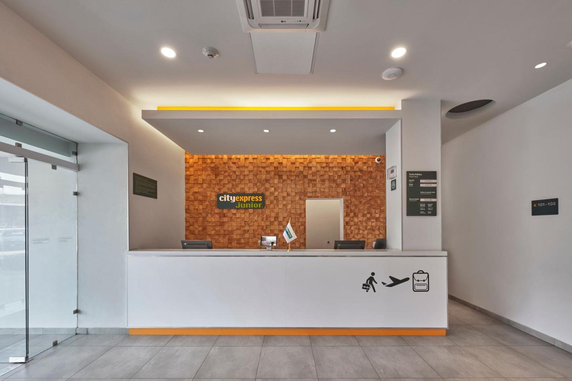 City Express Junior By Marriott San Luis Potosi Carranza Dış mekan fotoğraf