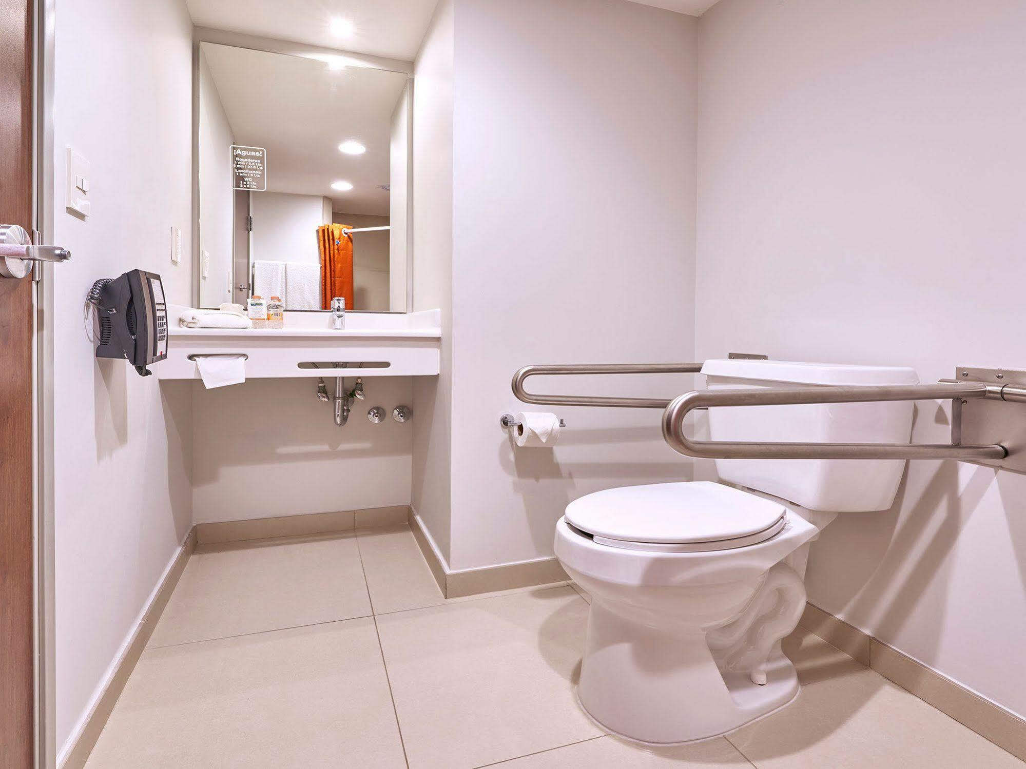 City Express Junior By Marriott San Luis Potosi Carranza Dış mekan fotoğraf